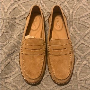 Sperry Seaport Penny Loafer Tan Sz 8 BRAND NEW